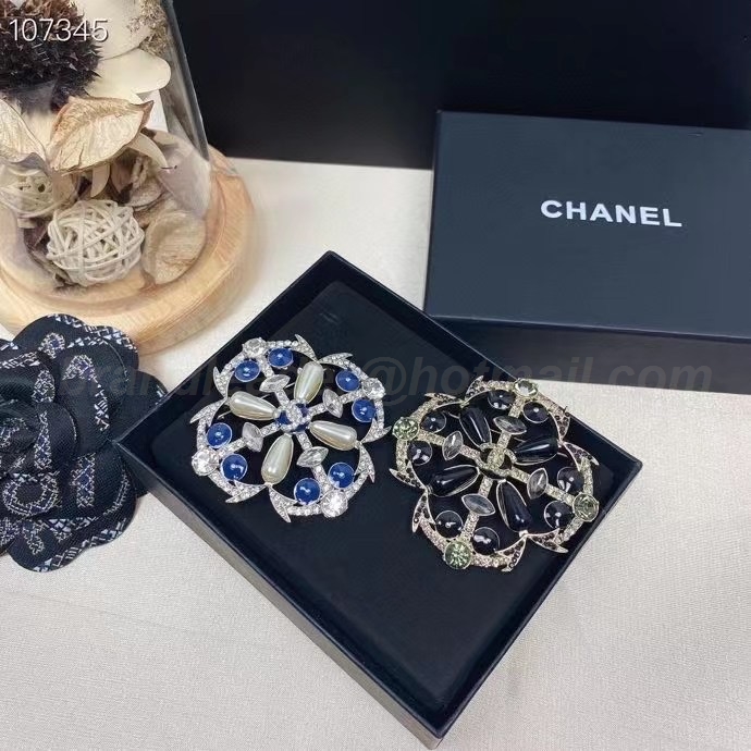 Chanel Brooch 265